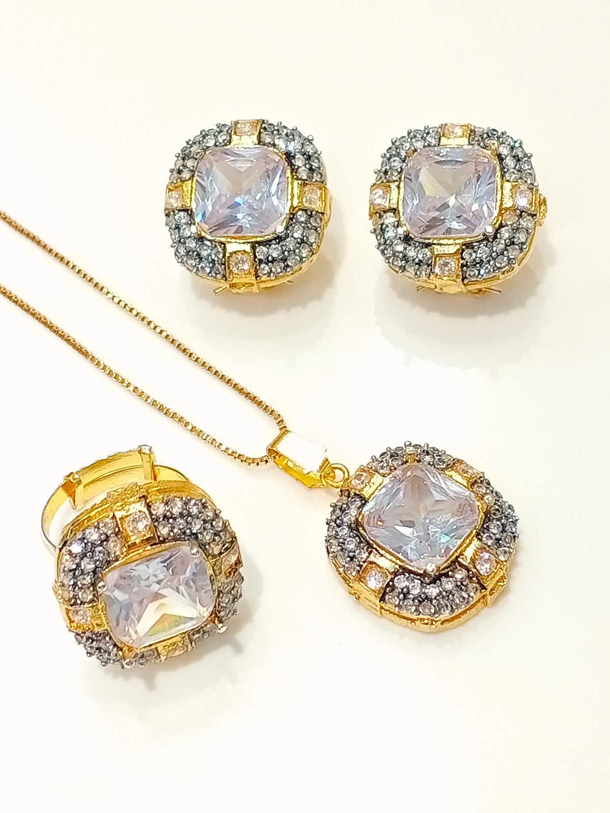 Gold-Plated Champagne Stone Studded Bridal Set